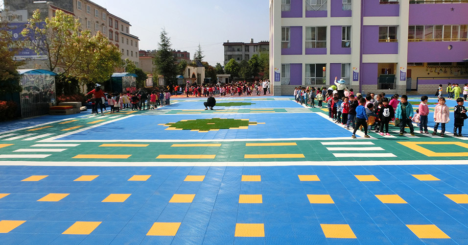 云南昆明市寻甸幼儿园悬浮地板