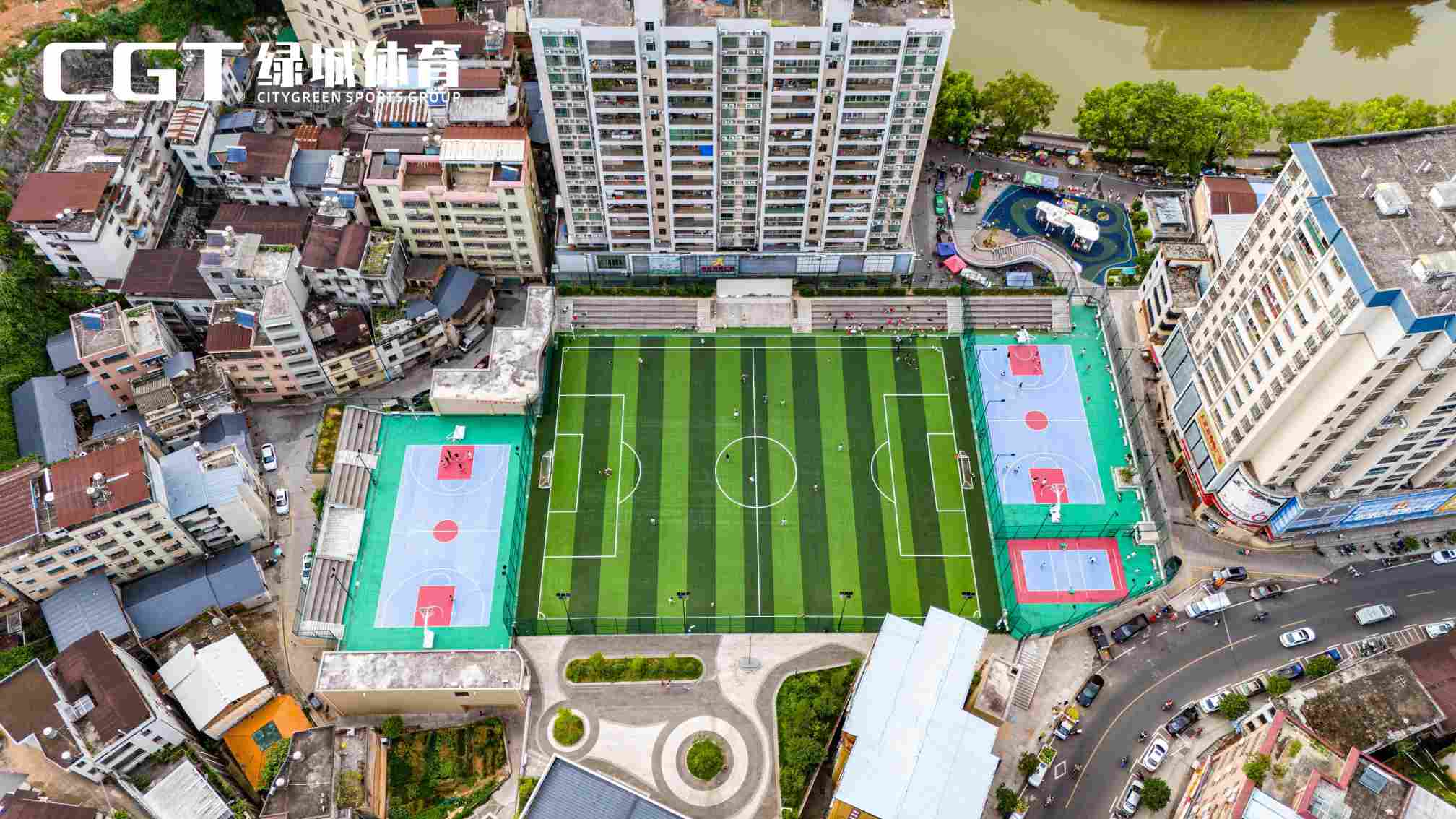 2026年人造草坪厂家如何选择？基于四大核心维度的选型指南